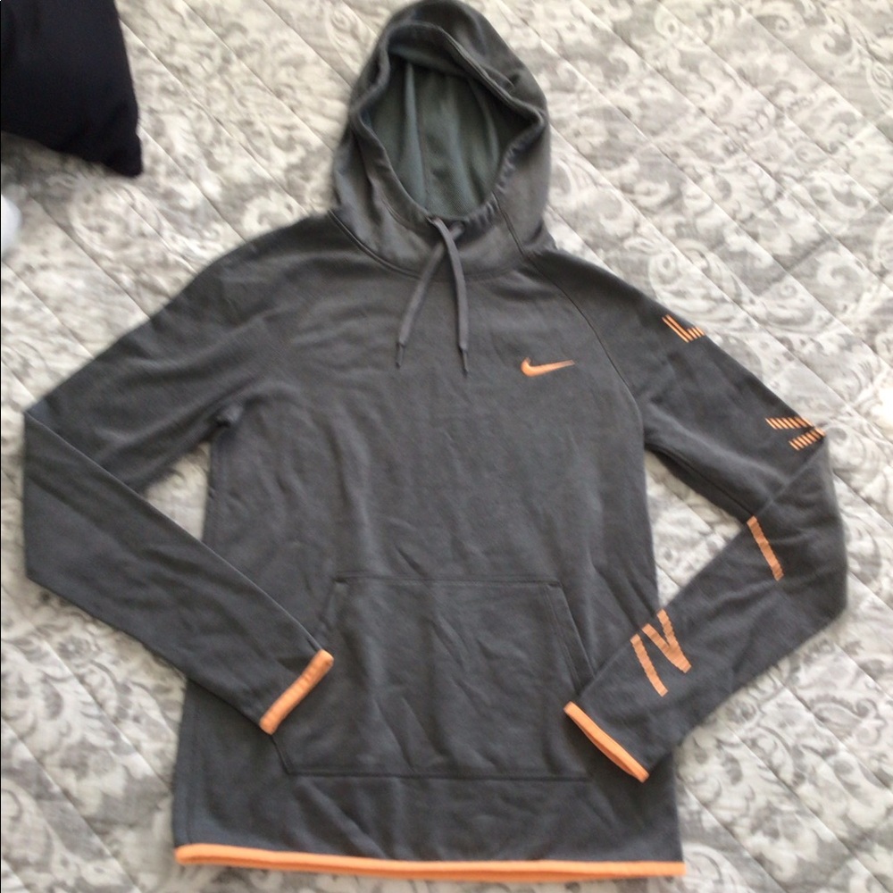 Women’s Nike Dri-Fit Pullover